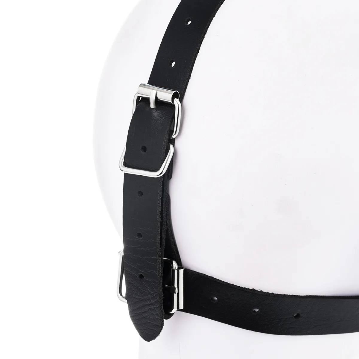 Close-up of adjustable PU leather straps at the back of the head of Spider Gag